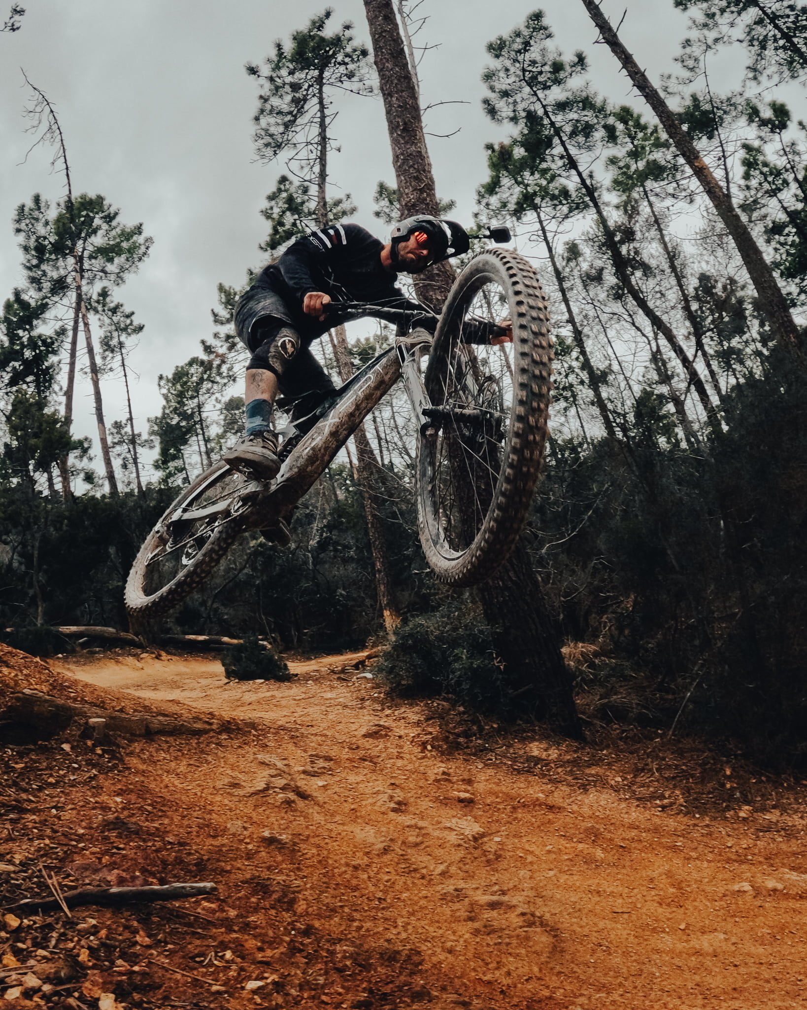 Finale 4 Pro | e-MTB 5 EMTB CARBONIO MONOSOCCCA