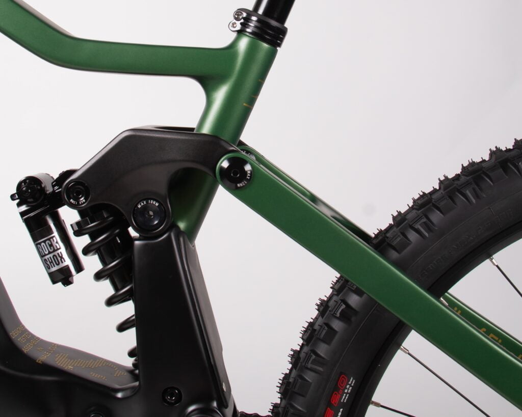 Finale+ 4 Pro e-MTB 12 E-MTB CARBONIO MONOSOCCCA