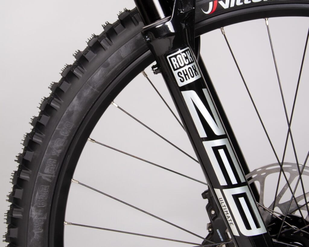 Finale+ 4 Pro e-MTB 13 emtb enduro carbonio