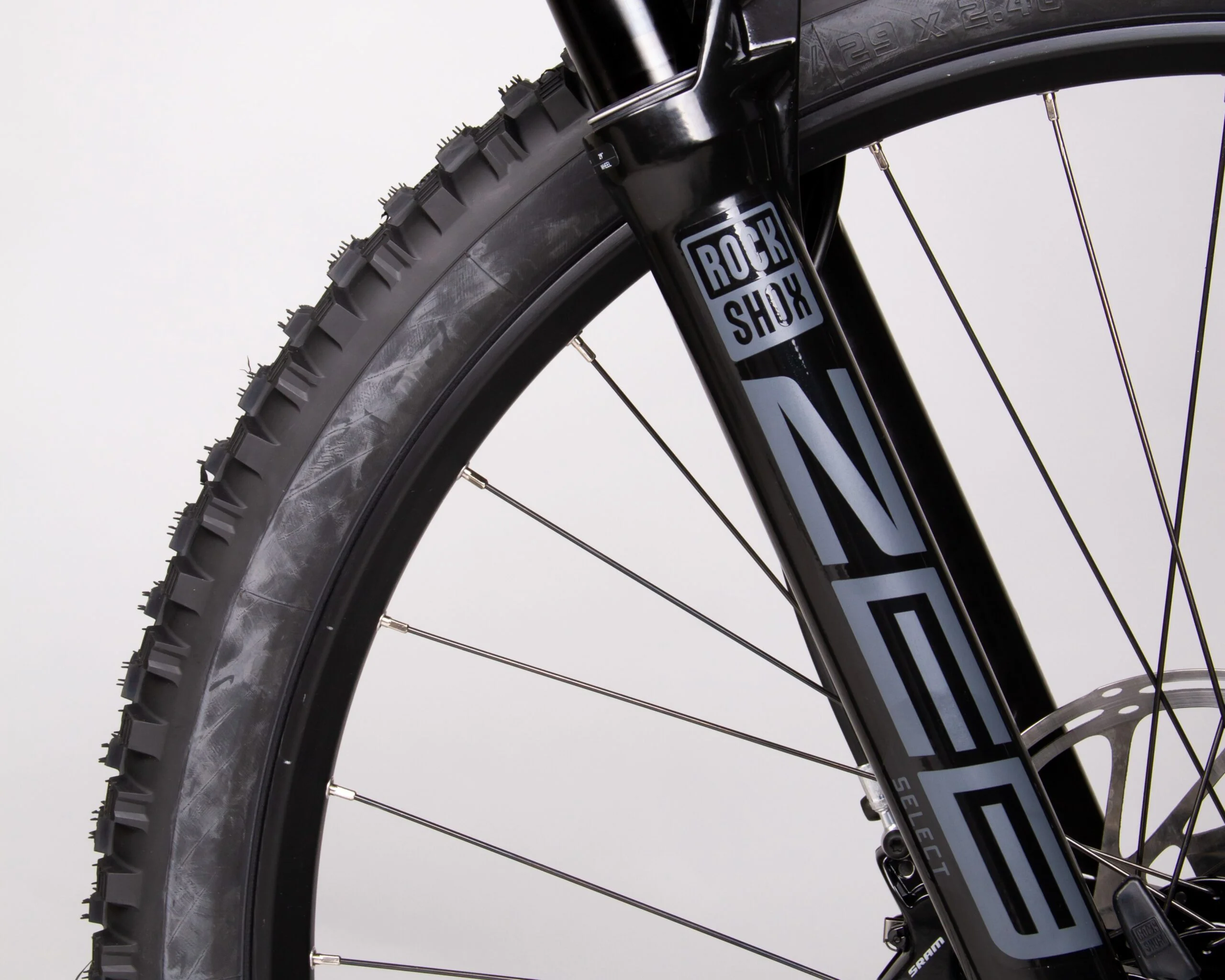 E-MTB ENDURO CARBONIO