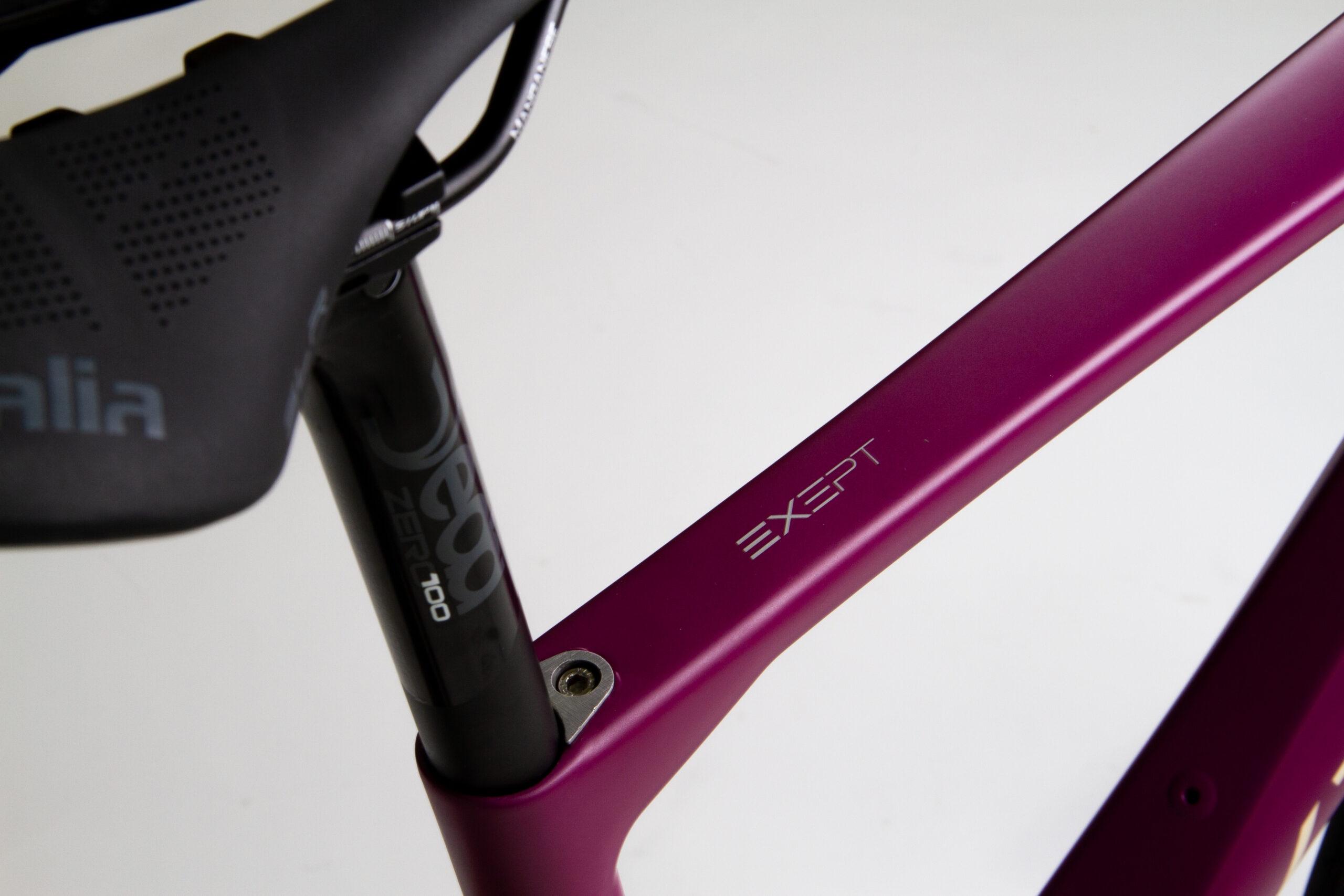 Libera 5 Bici endurance in carbonio di Exept; Libera